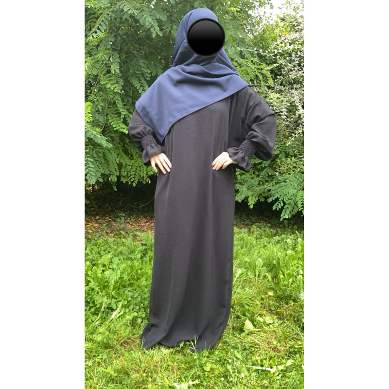 Abaya Tesnime noire